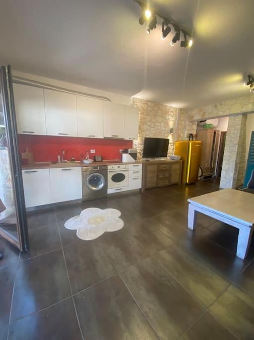Frenki Apartment By The Sea Siviri Esterno foto